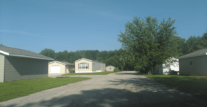 634 E Frontage Rd, Little Suamico, WI 54141